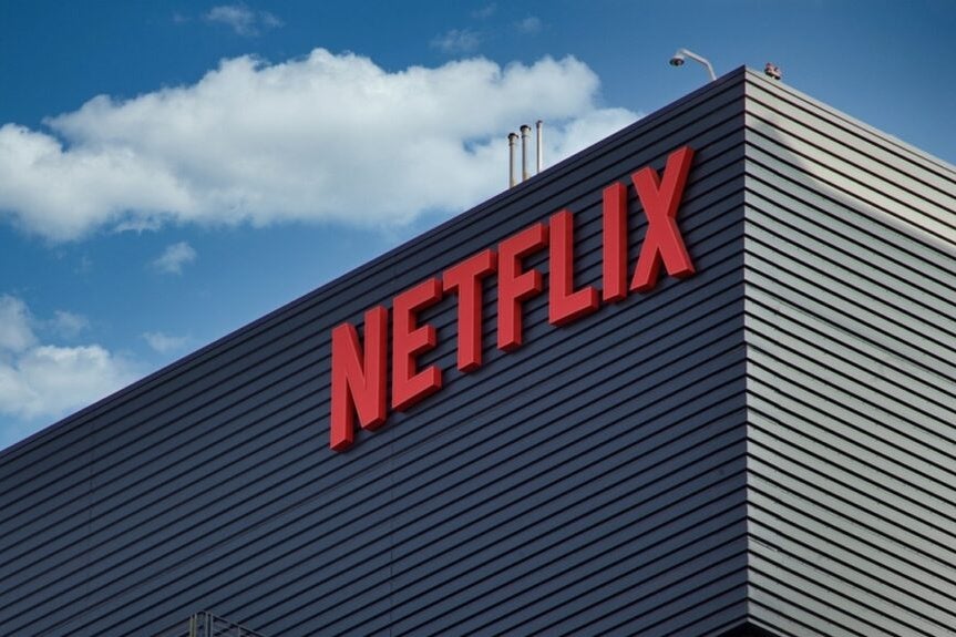 jim-cramer-netflix-amd-valuation
