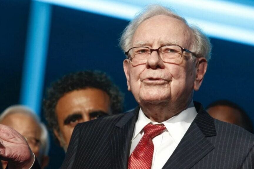 warren-buffett-crypto-friendly-bank