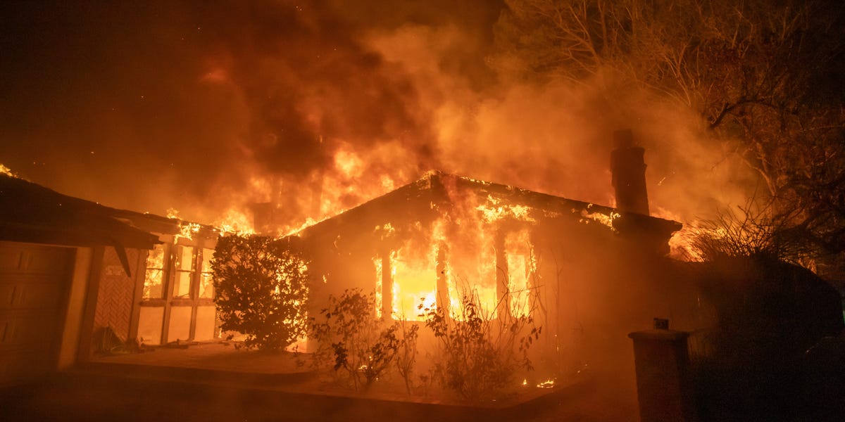 insurance-stocks-wildfires-decline