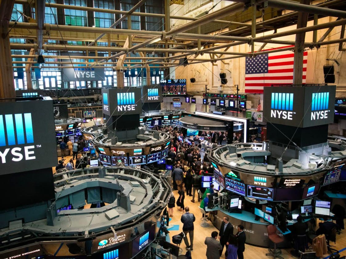 us-stocks-surge-best-week