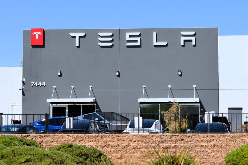 tesla-q1-estimates-wall-street-independent
