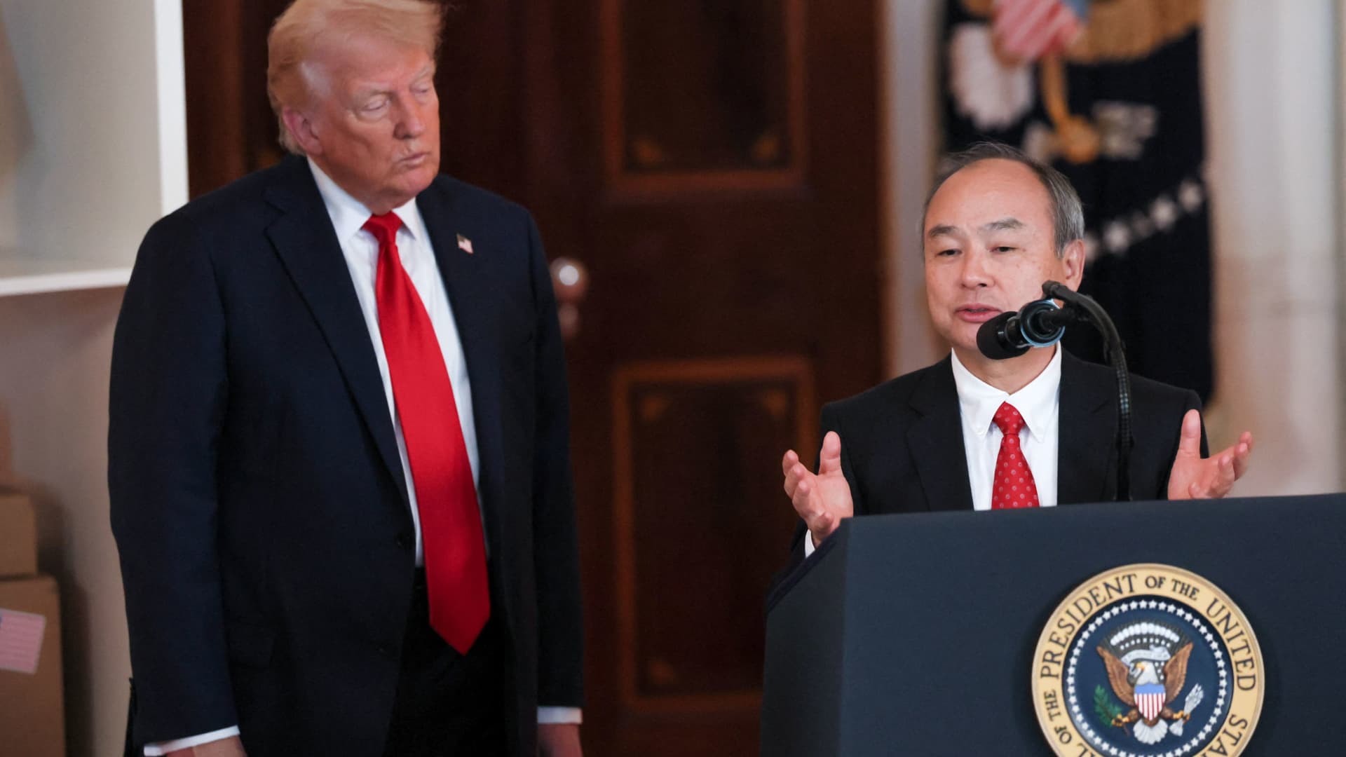 softbank-vision-funds-annual-loss